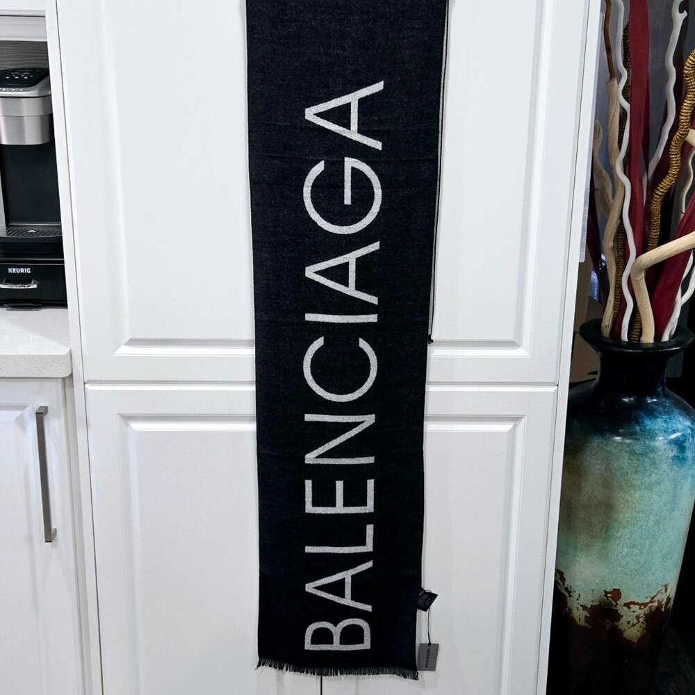 Balenciaga Reversible Wool Intarsia-Knit Logo Scarf